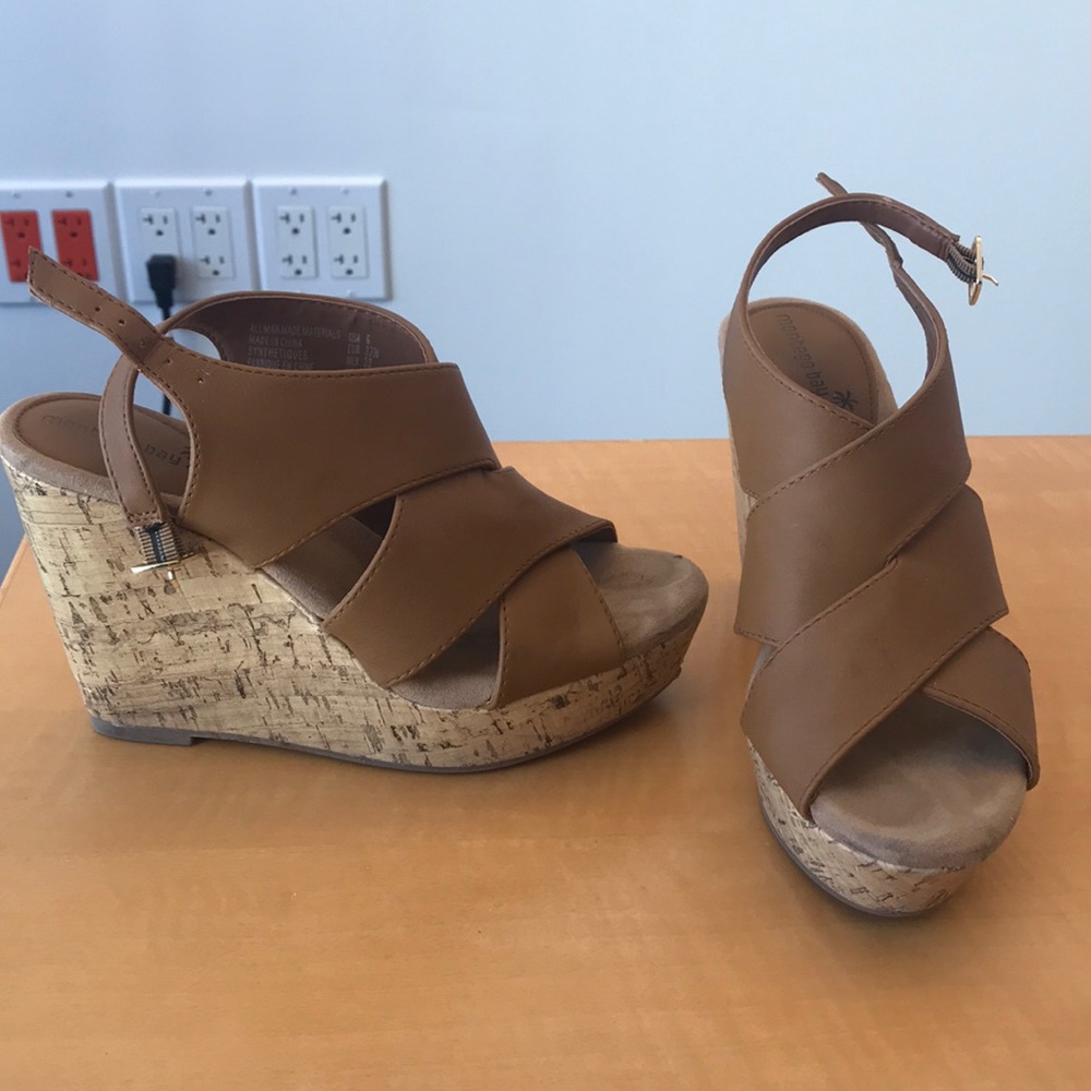 Size 6 brown wedges